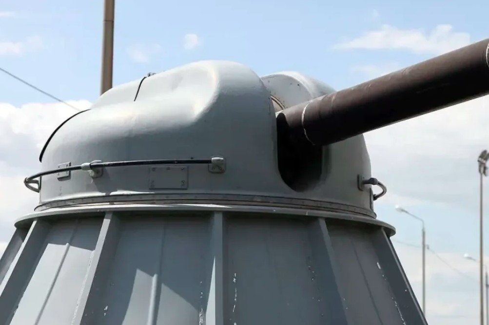 Nga biến pháo hạm AK-306 thành lá chắn mặt đất ở miền Nam Ukraine